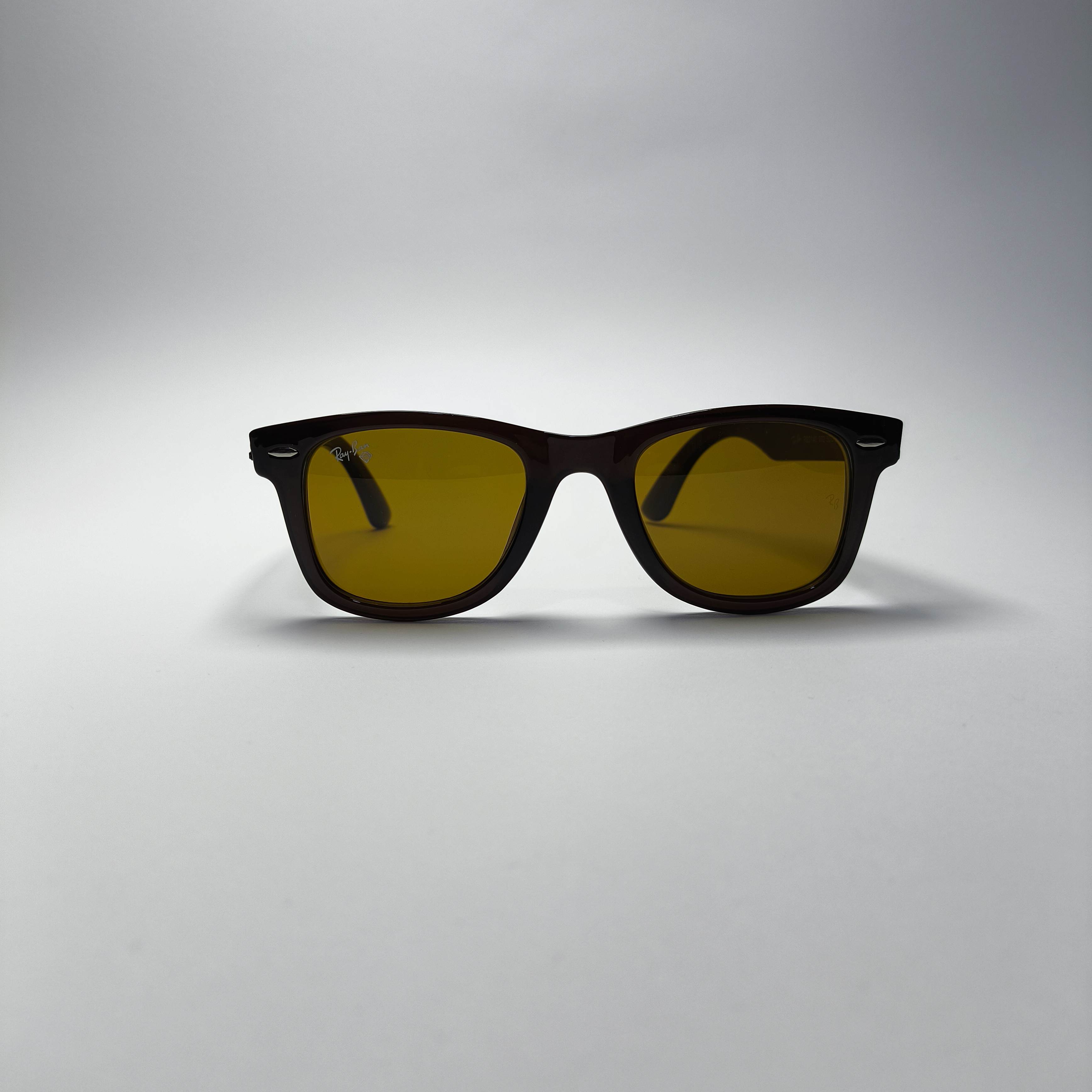 عینک آفتابی اسپرت کائوچو شیشه رفلکس ریبن Ray ban مدل ۹۰۲