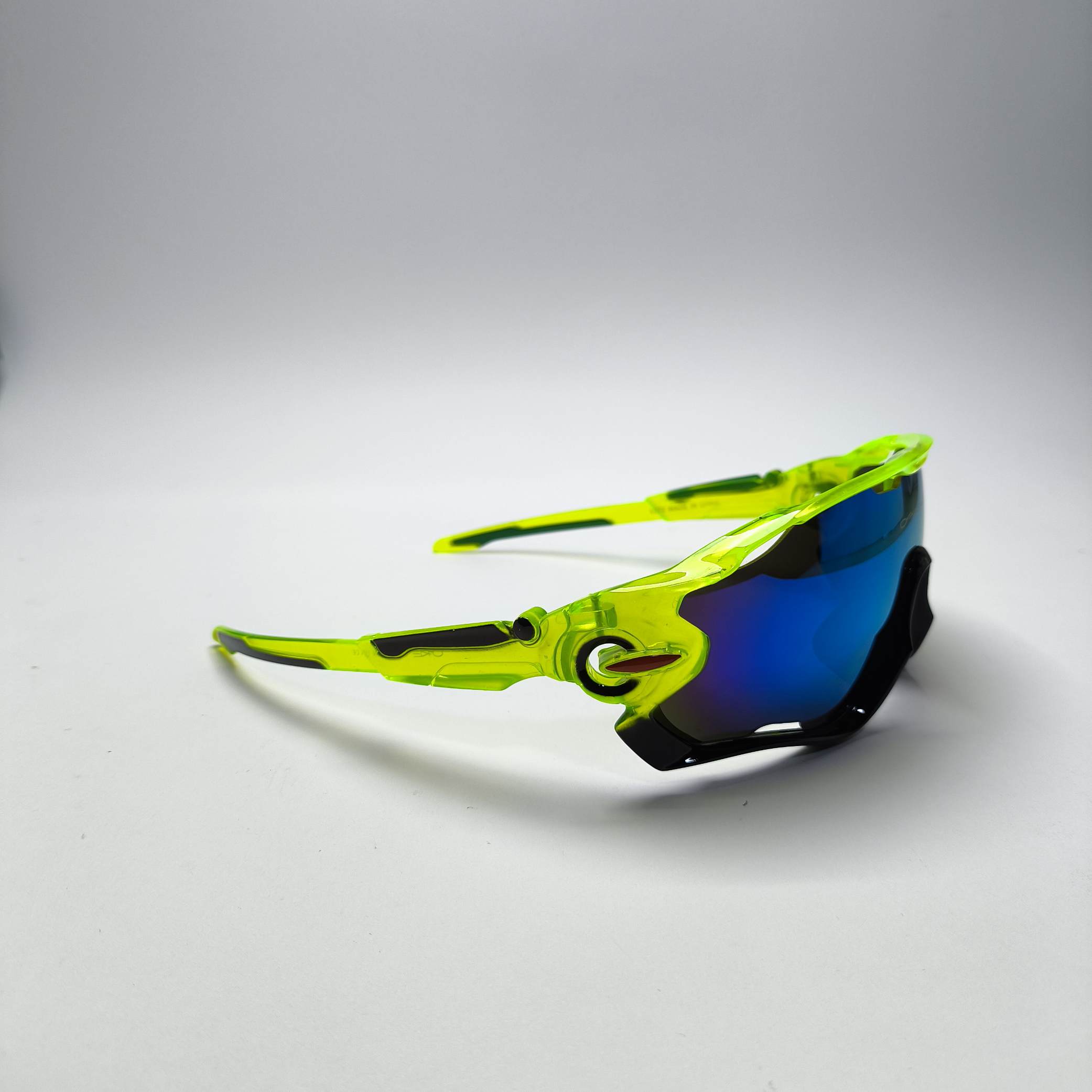 عینک آفتابی اسپرت ورزشی اکلی Oakley مدل 9270